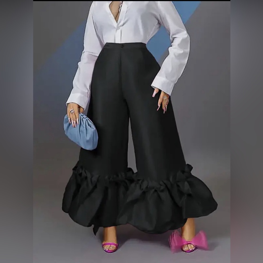New black ankle length pants
